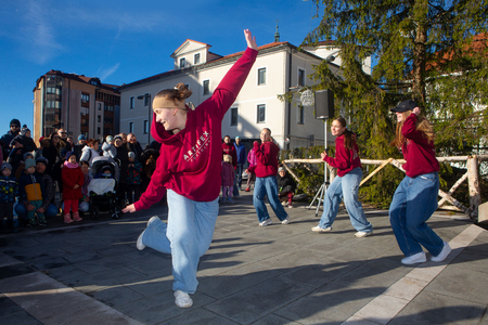 praznični sejem in prihod dedka mraza (15)